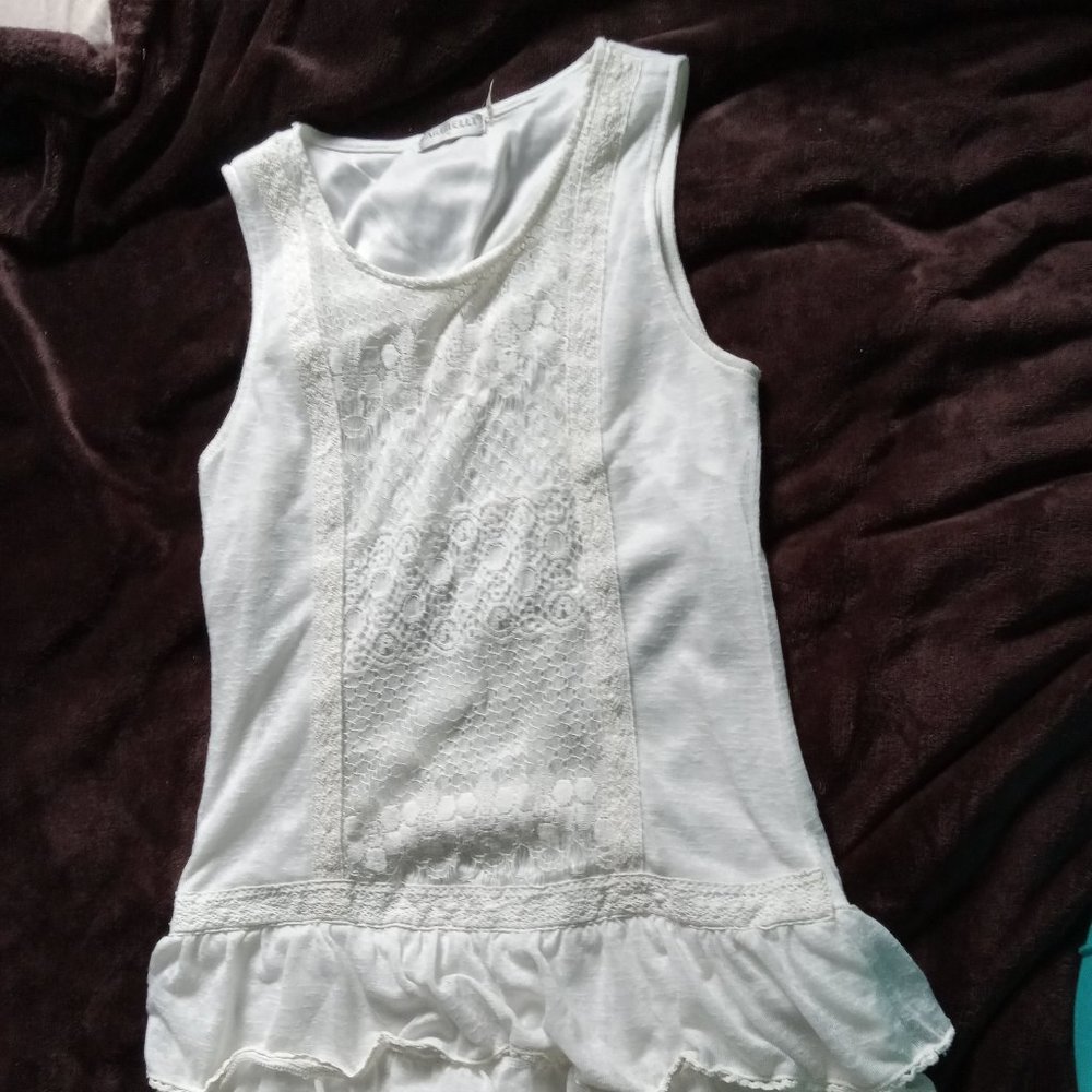 Farinelli Size M Pullover Cream Sleeveless Lace Tank Dress w/Ruffles